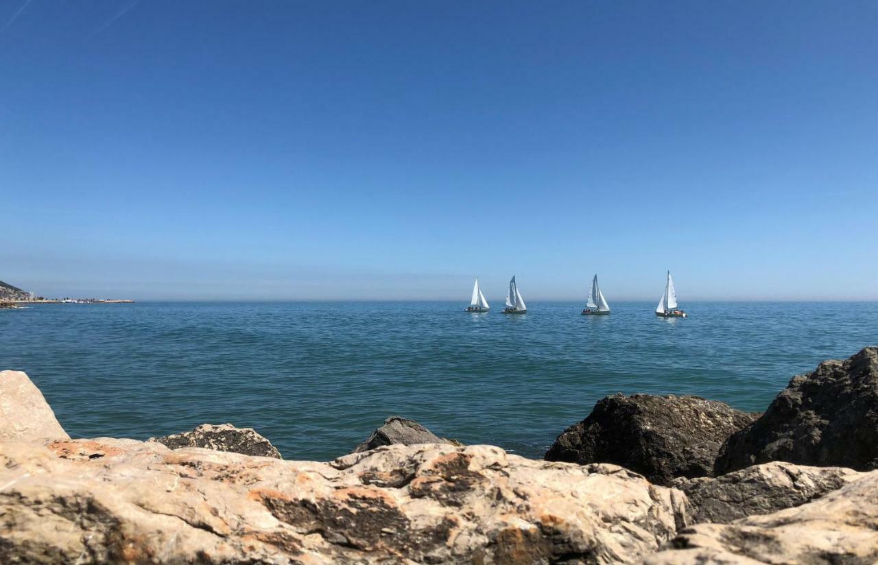 Apartamento Montroig 3 Atico Sitges Kültér fotó